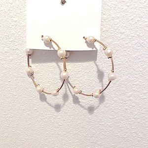 Faux Pearl Decor Cuff Hoop Earring